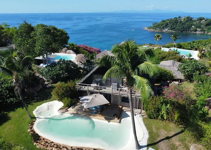 Chateau De Feuilles & Spa - Praslin Island