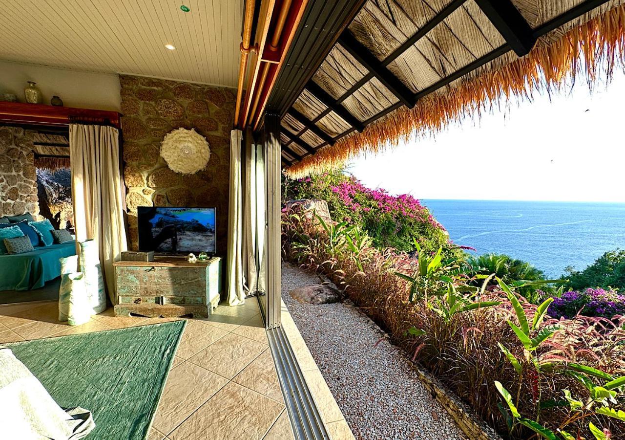 Chateau De Feuilles & - Praslin Island 5*