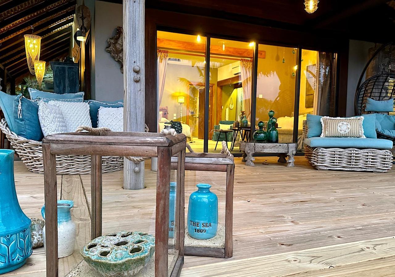 Chateau De Feuilles & - Praslin Island 5*