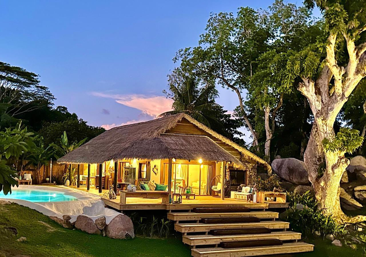 Chateau De Feuilles & - Praslin Island Hotel Baie Sainte Anne