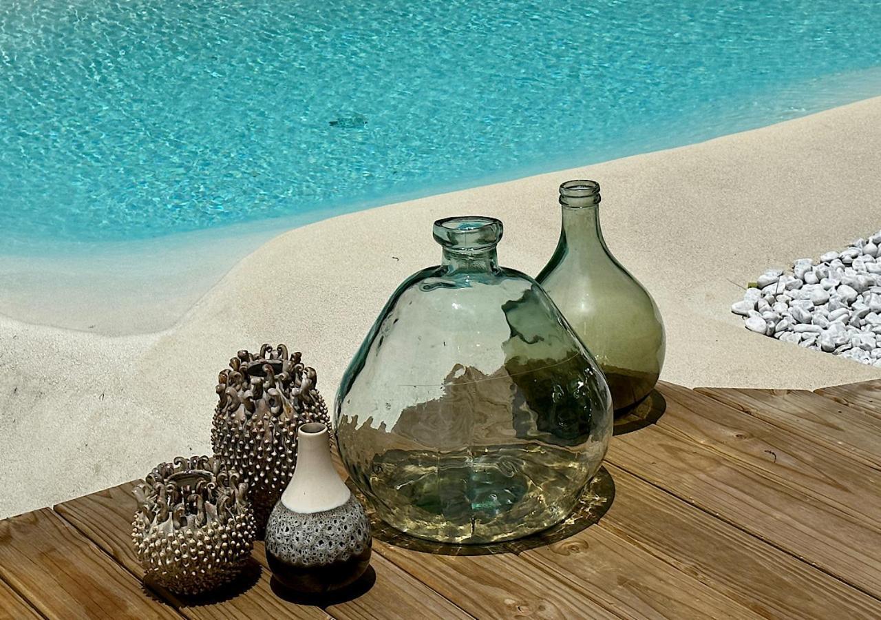 Hotel Chateau De Feuilles & - Praslin Island