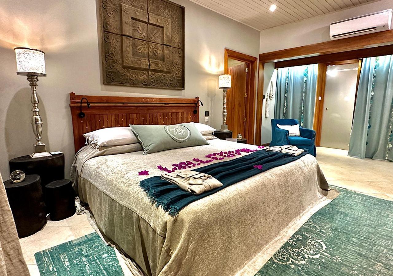 Chateau De Feuilles & - Praslin Island 5*