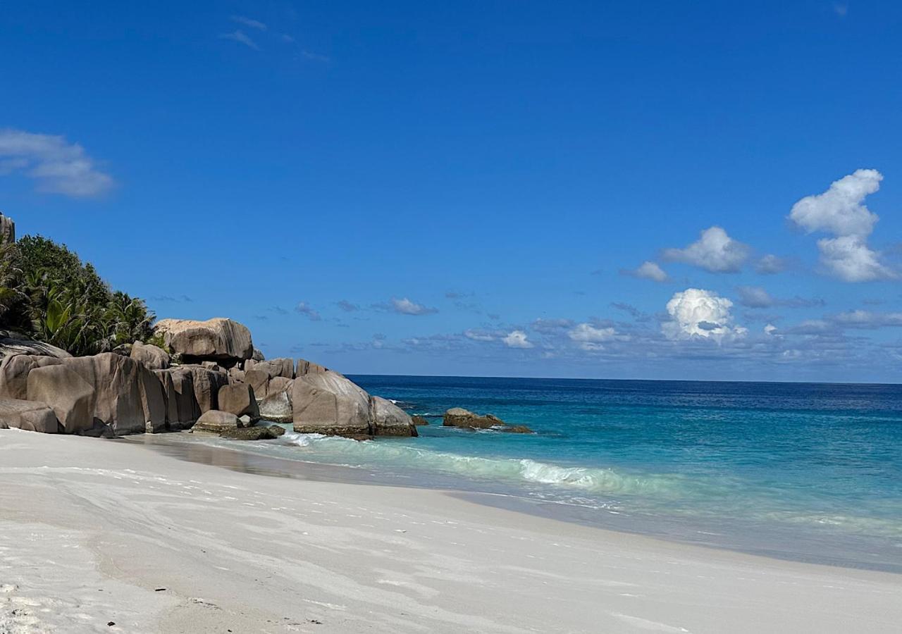 Chateau De Feuilles & - Praslin Island